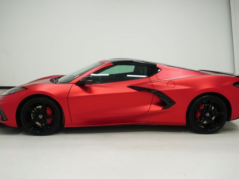 Used 2023 Chevrolet Corvette Stingray Coupe w/ Battery Protection Package RWD image 7