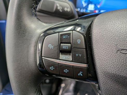 Used 2023 Ford Escape Platinum w/ Premium Technology Package AWD/4WD image 18
