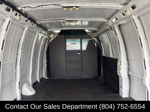Used 2019 GMC Savana 3500 Work Van w/ Driver Convenience Package image 10