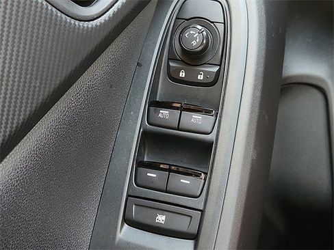 Used 2024 Subaru Crosstrek 2.0i image 21