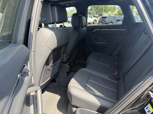 Used 2025 Audi Q3 2.0T Premium w/ Convenience Package AWD/4WD image 5