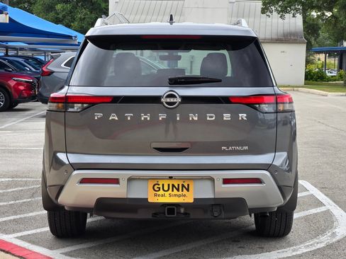 Used 2025 Nissan Pathfinder Platinum w/ Cargo Package FWD image 4