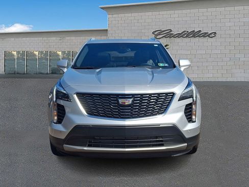 Used 2019 Cadillac XT4 Premium Luxury w/ Cold Weather Package AWD/4WD image 2