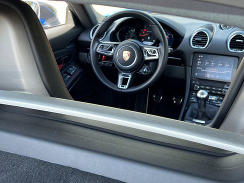 Certified 2023 Porsche 718 Cayman image 34