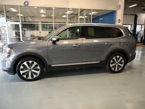Used 2022 Kia Telluride S AWD/4WD image 7