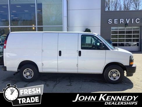 Used 2021 Chevrolet Express 2500 w/ Driver Convenience Package RWD image 2