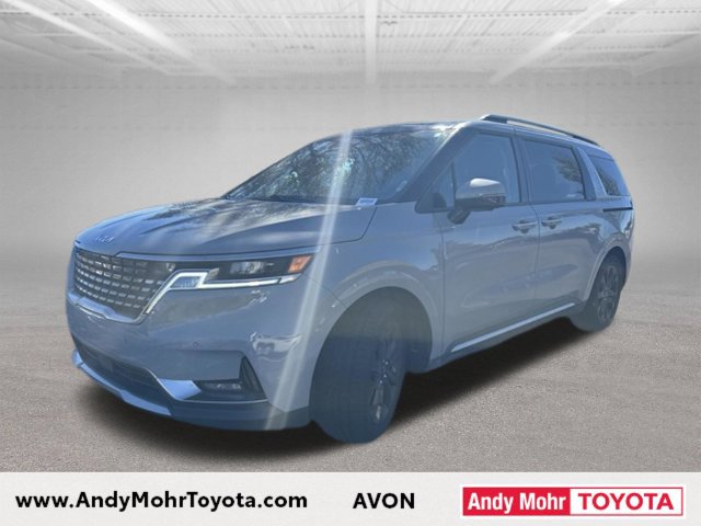 Used 2023 Kia Carnival SX FWD image 4