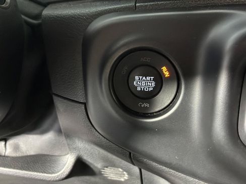 Used 2021 Jeep Wrangler Unlimited Rubicon AWD/4WD image 28