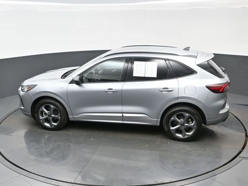 Used 2023 Ford Escape ST-Line image 35