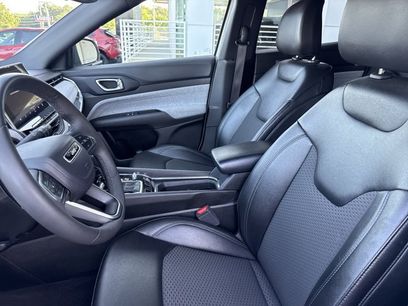 Used 2024 Jeep Compass Latitude