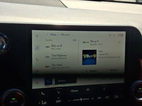 Used 2024 Lexus NX 250 FWD image 18