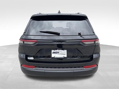 New 2026 Jeep Grand Cherokee Limited image 5