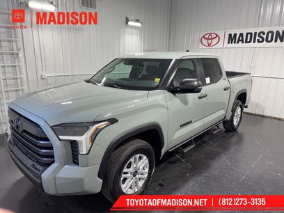 New 2026 Toyota Tundra SR5 w/ SR5 Convenience Package