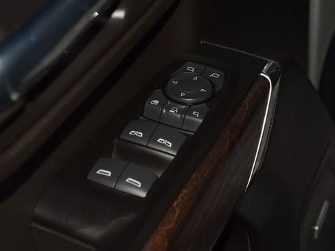 Used 2022 GMC Sierra 2500 Denali w/ Denali Ultimate Package image 50