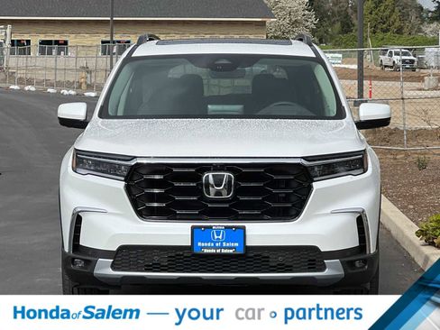 New 2025 Honda Pilot Elite image 11