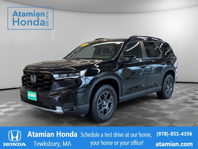 Certified 2025 Honda Pilot TrailSport image 1