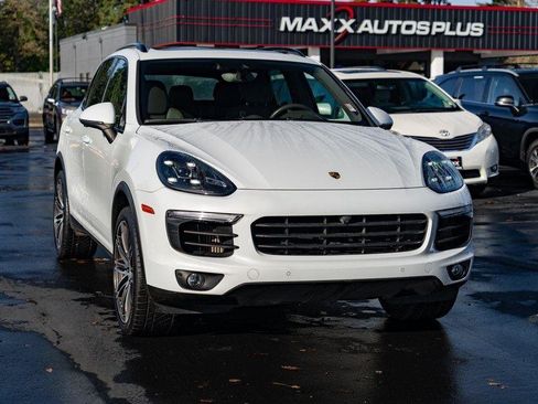Used 2016 Porsche Cayenne S w/ Premium Plus Package image 2