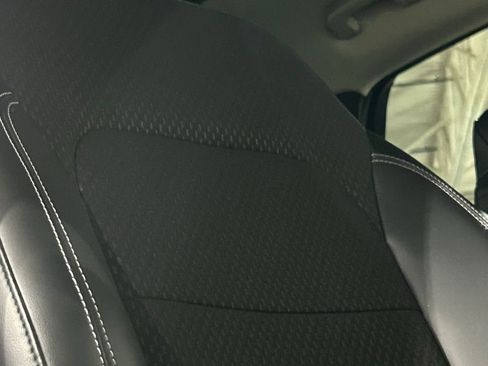 Used 2024 Ford Escape SE image 54