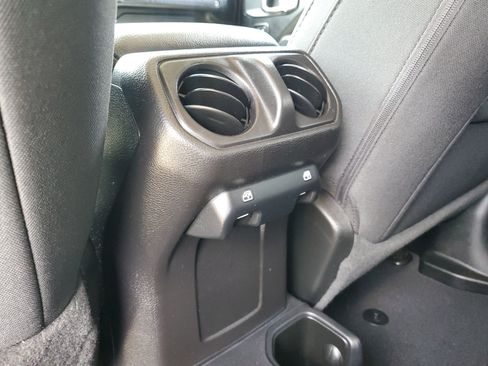 Certified 2020 Jeep Wrangler Unlimited Sport S AWD/4WD image 13