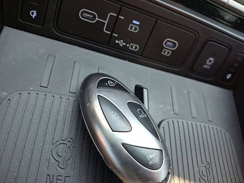 Used 2024 Hyundai Santa Fe Calligraphy AWD/4WD image 15