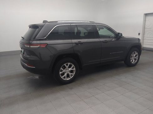 Used 2022 Jeep Grand Cherokee Limited w/ Trailer Tow Prep Group (B) RWD image 10