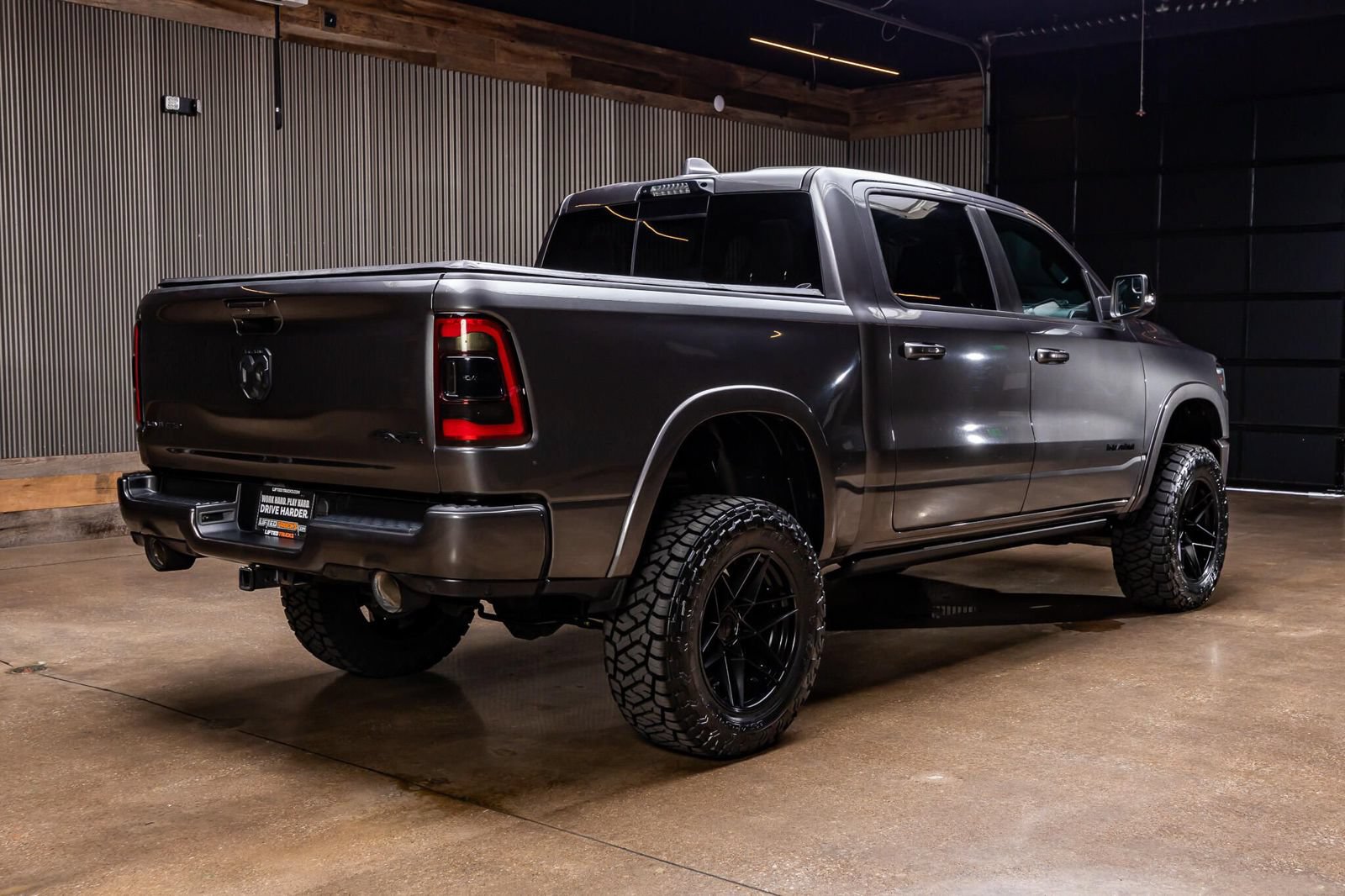 Used 2022 RAM 1500 Limited AWD/4WD image 10