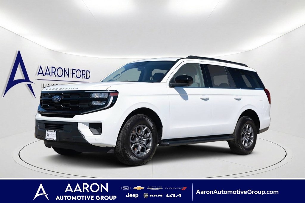 Used 2025 Ford Expedition Active RWD image 1