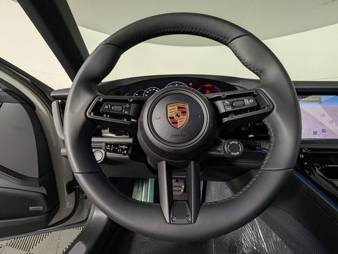 New 2026 Porsche Panamera image 37