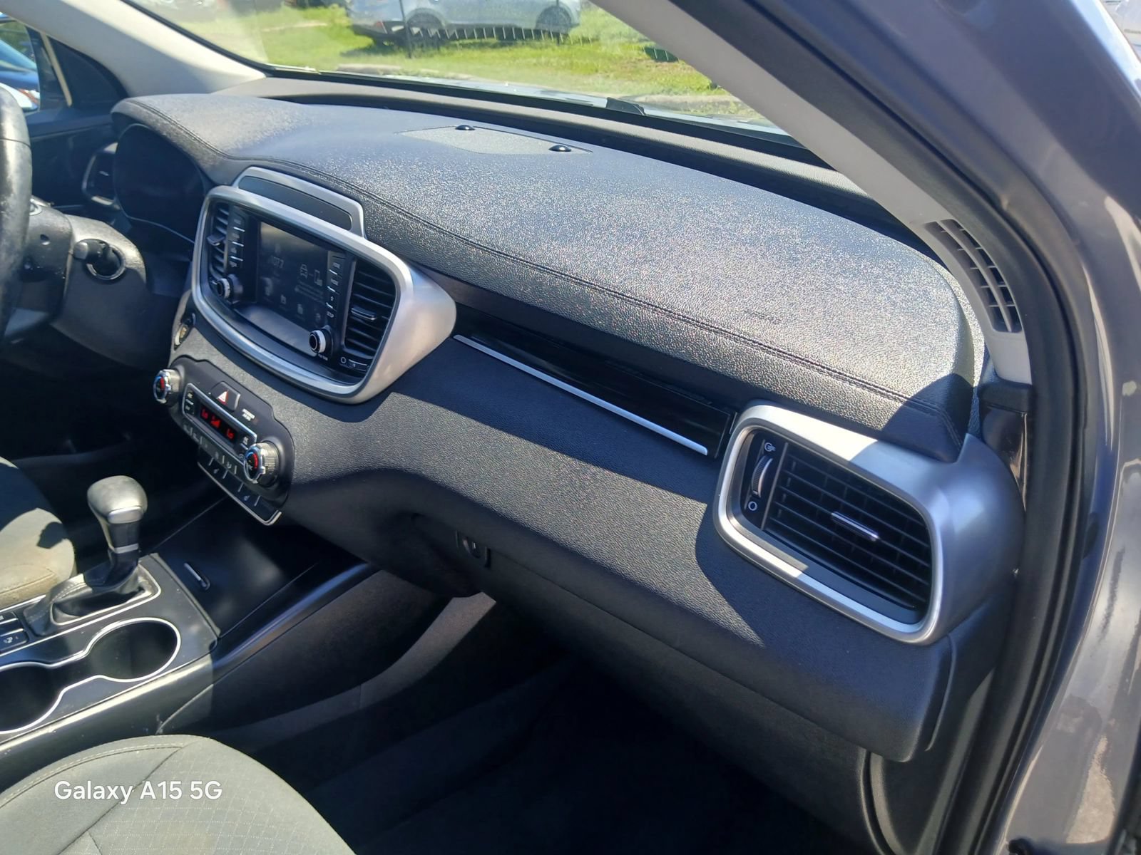 Used 2020 Kia Sorento S FWD image 27