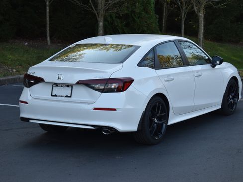 New 2025 Honda Civic Sport image 8