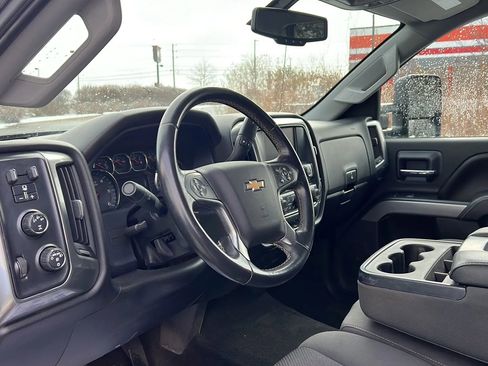 Used 2016 Chevrolet Silverado 2500 LT w/ LT Convenience Package image 10