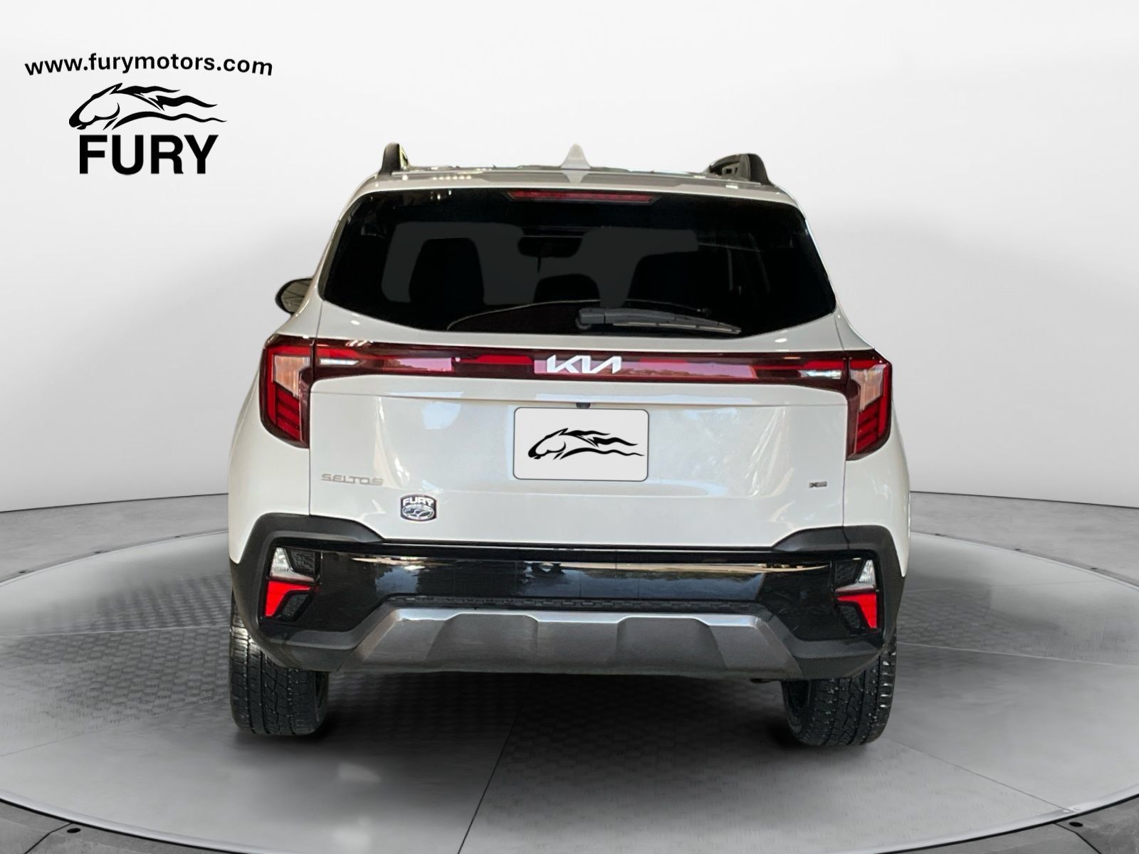 Used 2024 Kia Seltos X-Line AWD/4WD image 5