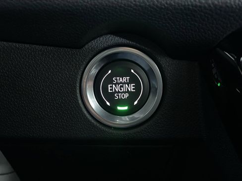 New 2026 Chevrolet Traverse LT image 9