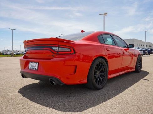 Used 2019 Dodge Charger SRT Hellcat w/ Navigation & Travel Group RWD image 8