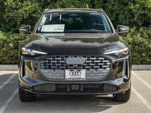 New 2025 Audi Q5 Premium Plus image 2