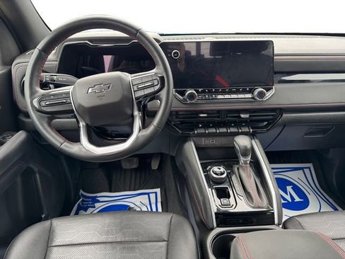 Used 2023 Chevrolet Colorado Z71 w/ Z71 Convenience Package 2 AWD/4WD image 10