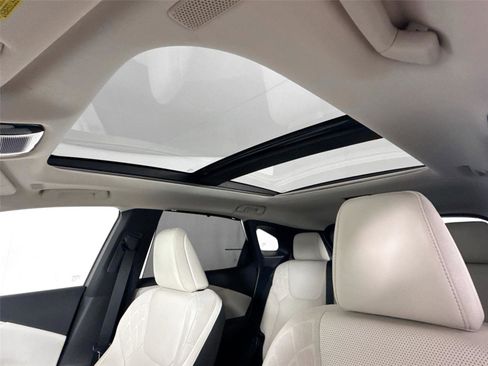 Used 2025 Lexus RX 350 w/ Convenience Package image 6