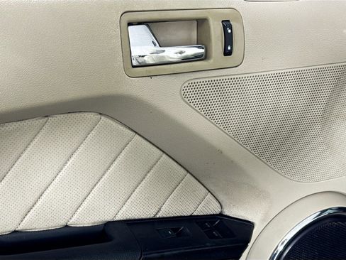 Used 2011 Ford Mustang Premium w/ 201A Rapid Spec Order Code image 18