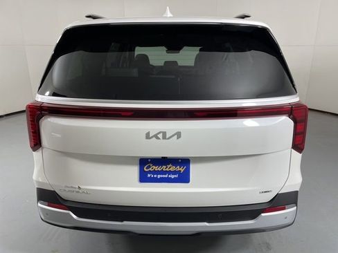 New 2026 Kia Carnival EX image 7