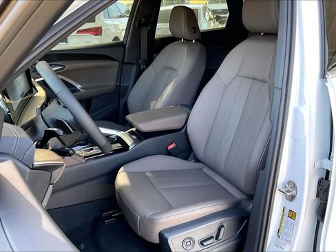 New 2026 Audi Q5 Premium Plus image 9