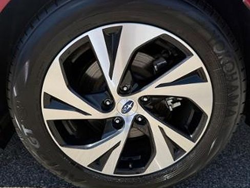 Certified 2025 Subaru Legacy Premium w/ Popular Package #1A AWD/4WD image 16