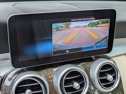 Used 2019 Mercedes-Benz C 300 Sedan image 21