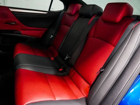 Used 2022 Lexus ES 350 F Sport w/ Accessory Package 2 FWD image 9