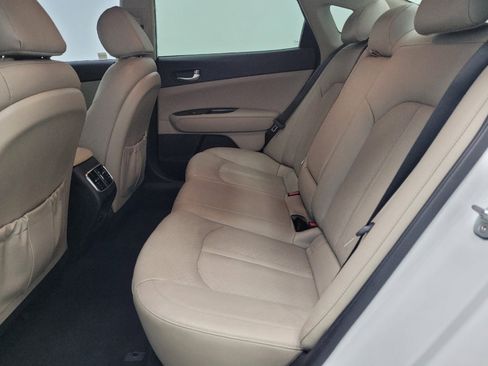 Used 2017 Kia Optima EX image 18