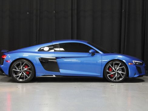 Used 2023 Audi R8 V10 performance RWD image 6