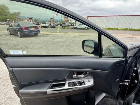 Used 2016 Subaru Crosstrek 2.0i Limited image 27