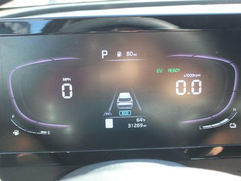 Used 2023 Kia Sportage LX AWD/4WD image 16