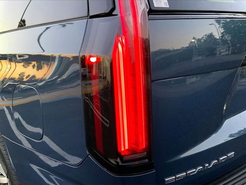 New 2026 Cadillac Escalade ESV Sport image 15