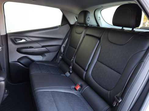 Used 2023 Chevrolet Bolt LT w/ Infotainment Package image 19