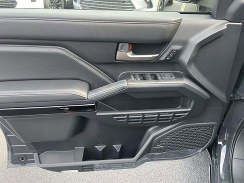 New 2026 Toyota 4Runner Limited image 28